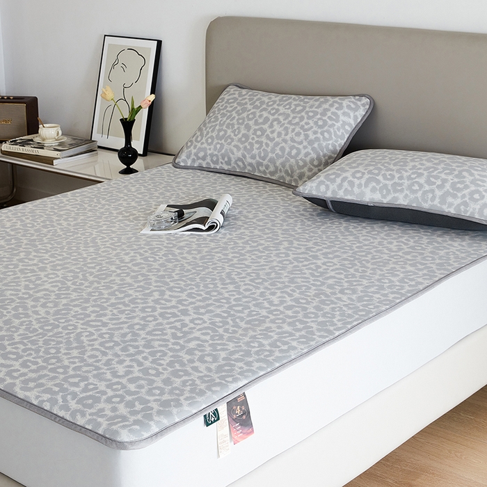 91家纺网 家纺一手货源 找家纺 千朵森 2025新款冰岛冰感丝床笠款凉席三件套-风格一 冰岛-山茶灰