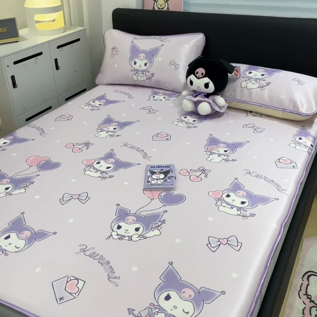 91家纺网 家纺一手货源 找家纺 暮思家居 2025新款三丽鸥正版授权数码印花A类可机洗1200D冰丝凉席三件套床笠款系列 床笠款-气球库洛米