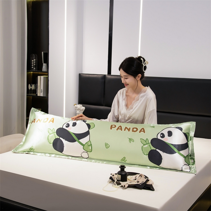 91家纺网 家纺一手货源 找家纺 梦舒羽 2025新款可水洗冰丝双人枕套凉爽情侣枕头套枕芯套 熊猫宝贝