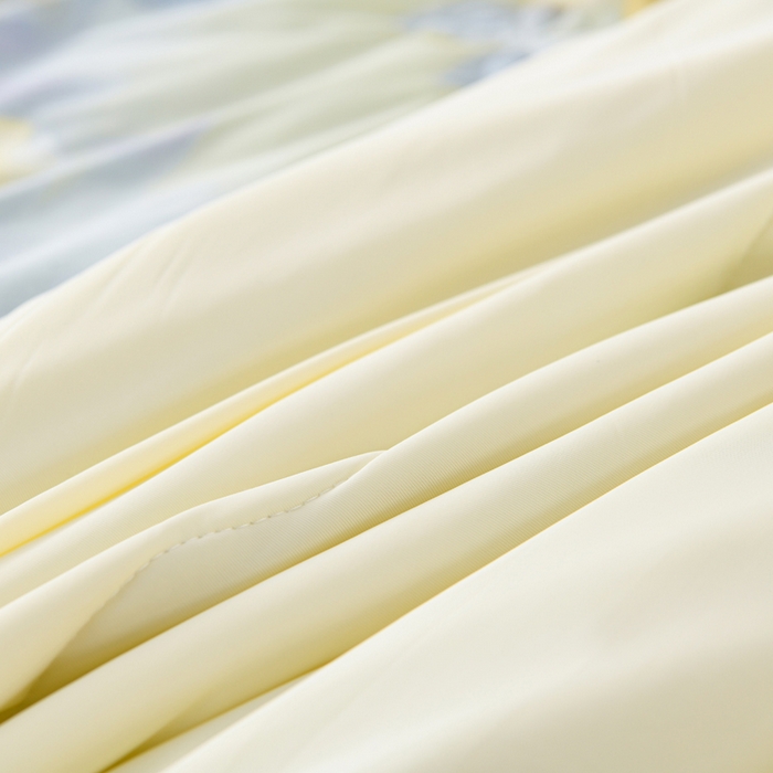 91家纺网 家纺一手货源 找家纺 圣楚 2025新款优雅凉感丝夏被 梦境