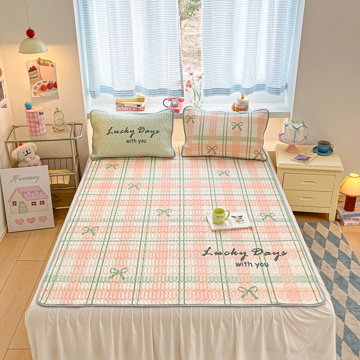 91家纺网 家纺一手货源 找家纺 川悦生活 2025新款大阪凉感丝凉席 杏仁奶芙