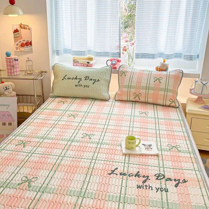 91家纺网 家纺一手货源 找家纺 川悦生活 2025新款大阪凉感丝凉席 杏仁奶芙