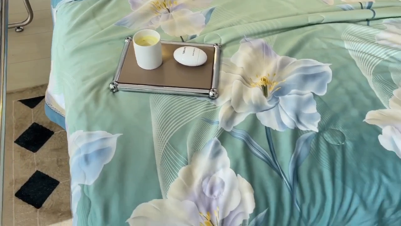 91家纺网 家纺一手货源 找家纺 棉生活家纺 2025新款春夏莫代尔天丝夏被 浮蕊绿