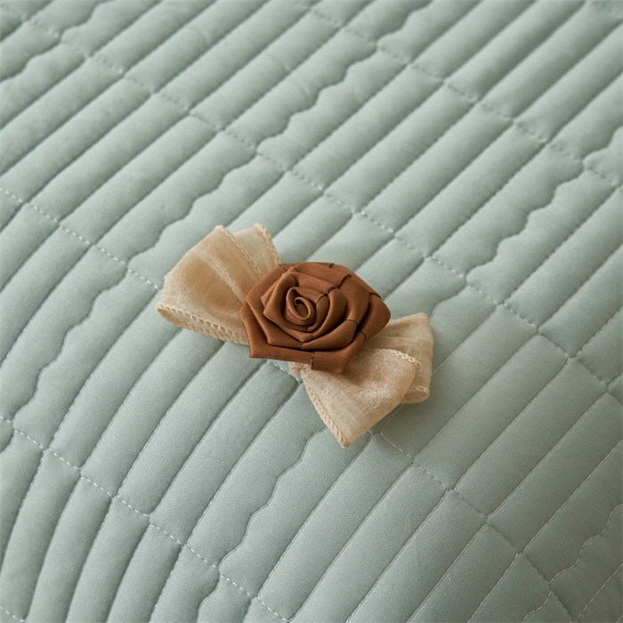 91家纺网 家纺一手货源 找家纺 恒爱家纺  2025新款莫代尔柔情似水多功能夏被床盖四件套			 			 浅灰蓝