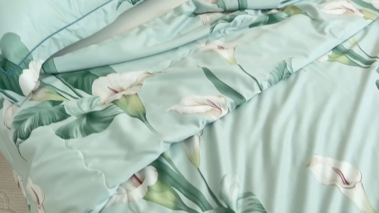 91家纺网 家纺一手货源 找家纺 棉生活家纺 2025新款春夏莫代尔天丝夏被 雅韵绿