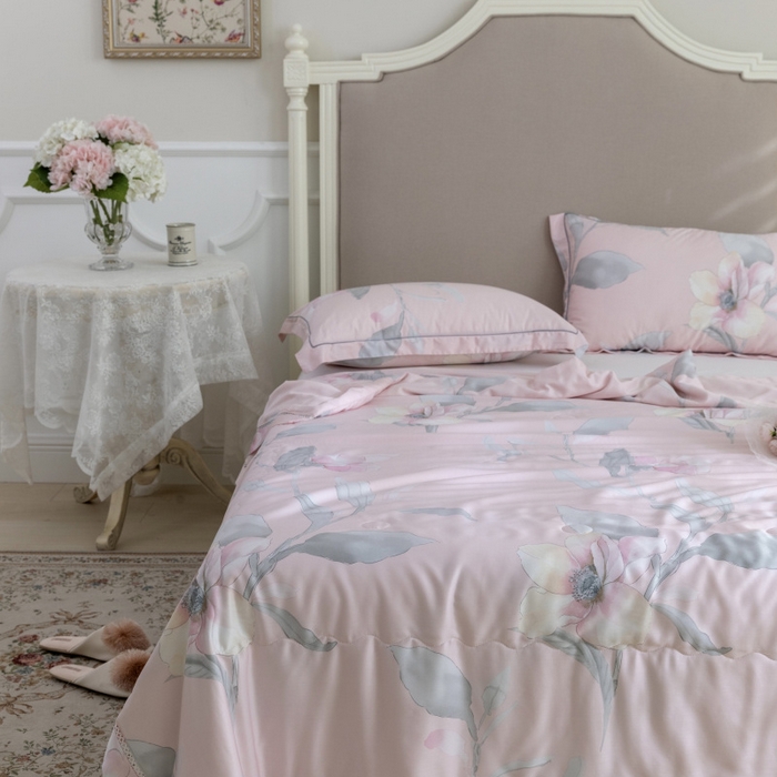 91家纺网 家纺一手货源 找家纺 棉生活家纺 2025新款春夏莫代尔天丝夏被 若兮粉