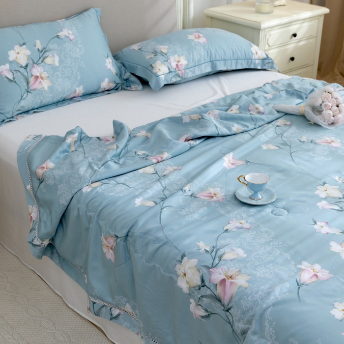 91家纺网 家纺一手货源 找家纺 棉生活家纺 2025新款春夏莫代尔天丝夏被 洛神蓝