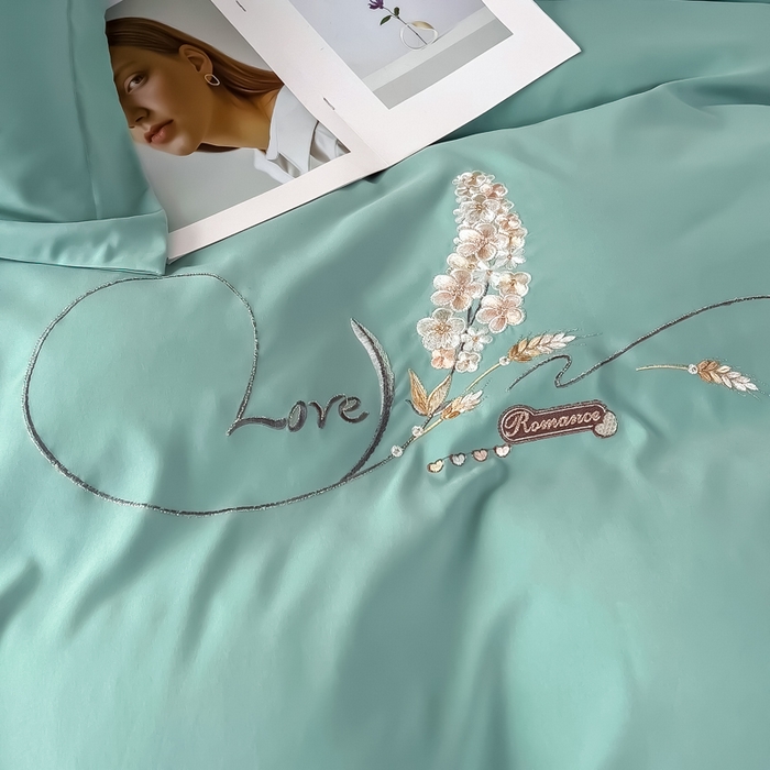 91家纺网 家纺一手货源 找家纺 曲之慕 2025新品四季款高端刺绣四件套简约可水洗轻奢纯色刺绣四件套 大麦冰星绿