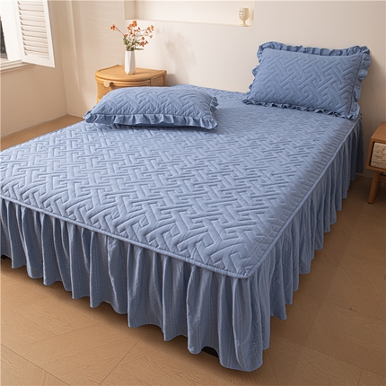 91家纺网 家纺一手货源 找家纺 （总）屹成家纺 2025新款水洗泡泡棉床裙三件套