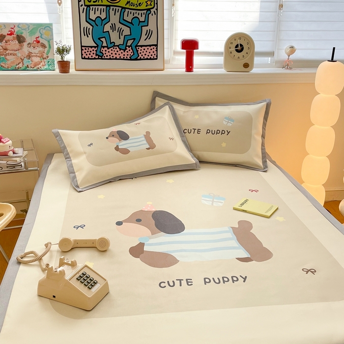 91家纺网 家纺一手货源 找家纺 川悦生活 2025新款大版凉感冰丝席三件套 蜡笔狗仔