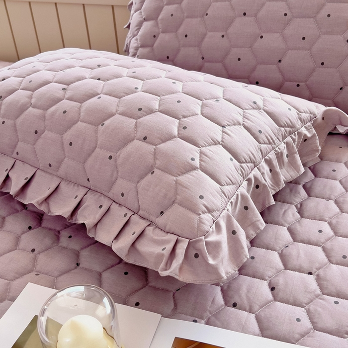 91家纺网 家纺一手货源 找家纺 情煊家纺 2025新款全棉印花小清新夹棉枕套 紫圆点