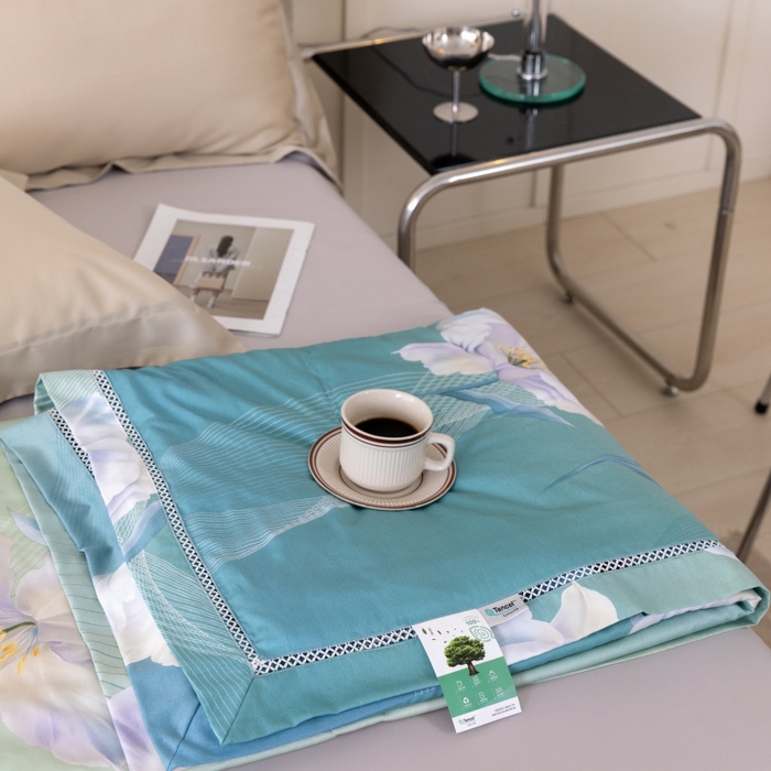 91家纺网 家纺一手货源 找家纺 棉生活家纺 2025新款春夏莫代尔天丝夏被 浮蕊绿