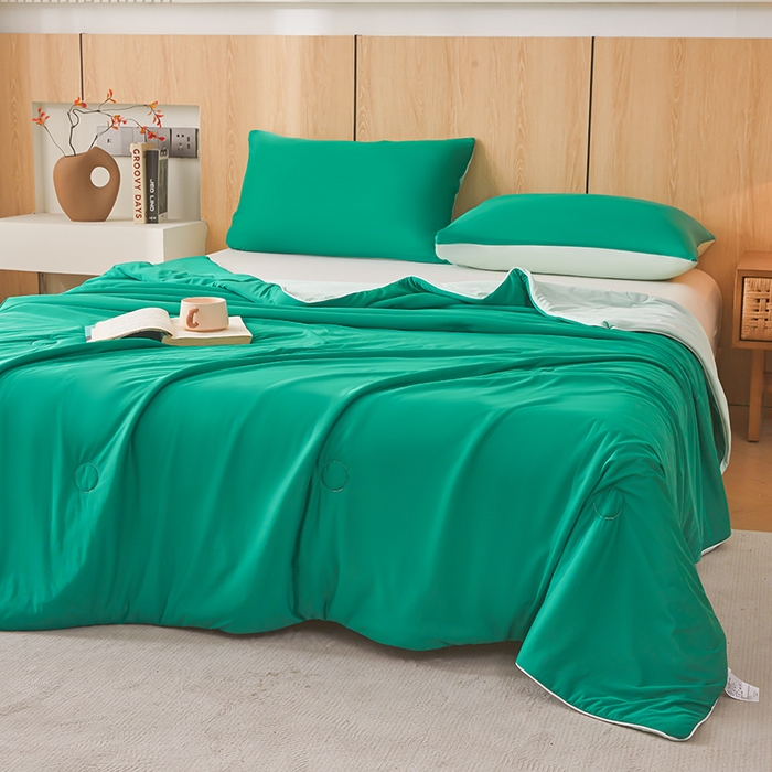 91家纺网 家纺一手货源 找家纺 居易简 2025新款夏被空调被A类云母氨纶凉感丝夏凉被（可供外贸跨境）  西瓜绿+云母绿