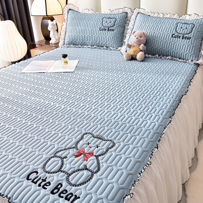 91家纺网 家纺一手货源 找家纺 炫拼家纺 2025新款coco熊床裙款乳胶凉席 coco熊-宾利蓝