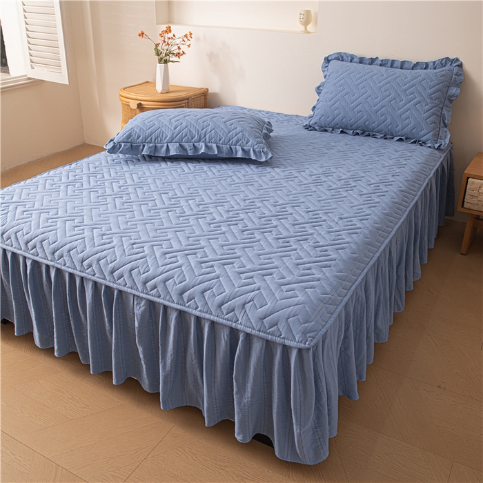 91家纺网 家纺一手货源 找家纺 屹成家纺 2025新款水洗泡泡棉床裙三件套 帝天蓝