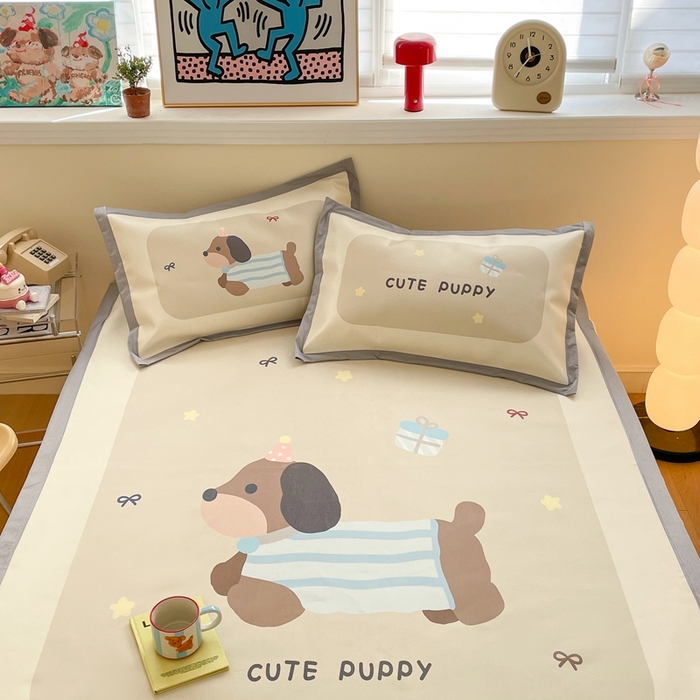 91家纺网 家纺一手货源 找家纺 川悦生活 2025新款大版凉感冰丝席三件套 蜡笔狗仔