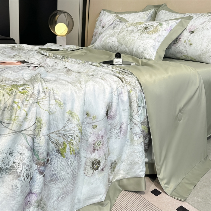 91家纺网 家纺一手货源 找家纺 笙意家纺 2025新款水洗冰丝数码印花拼角宽边夏被 春日恋