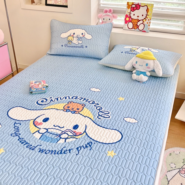 91家纺网 家纺一手货源 找家纺 金爱家 2025新款正版三丽鸥凉感乳胶凉席 汽水玉桂狗