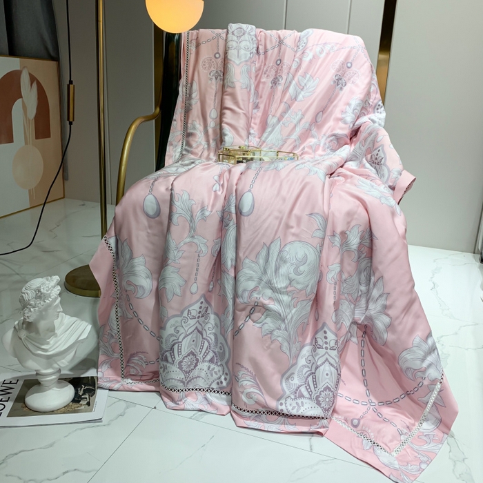 91家纺网 家纺一手货源 找家纺 棉生活家纺 2025新款春夏莫代尔天丝夏被 辉煌时刻-粉