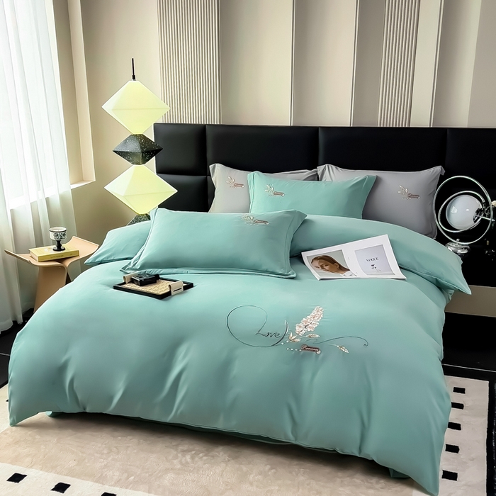 91家纺网 家纺一手货源 找家纺 曲之慕 2025新品四季款高端刺绣四件套简约可水洗轻奢纯色刺绣四件套 大麦冰星绿