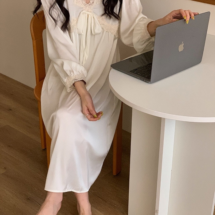 91家纺网 家纺一手货源 找家纺 妍景家居生活馆 2025新款冰丝蝴蝶结裙 白色