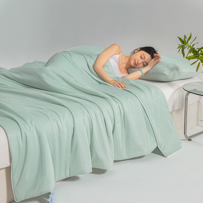 91家纺网 家纺一手货源 找家纺 圣尔雅家纺 2025新款A类云母凉感丝夏被空调被夏凉被子被芯 香草绿