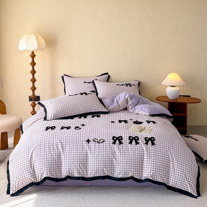 91家纺网 家纺一手货源 找家纺 米可2025新款水洗棉绣花花边款四件套 蝴蝶结-紫