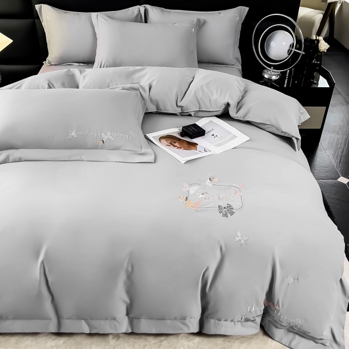 91家纺网 家纺一手货源 找家纺 （总）曲之慕 2025新品四季款高端刺绣四件套简约可水洗轻奢纯色刺绣四件套--梦飞令