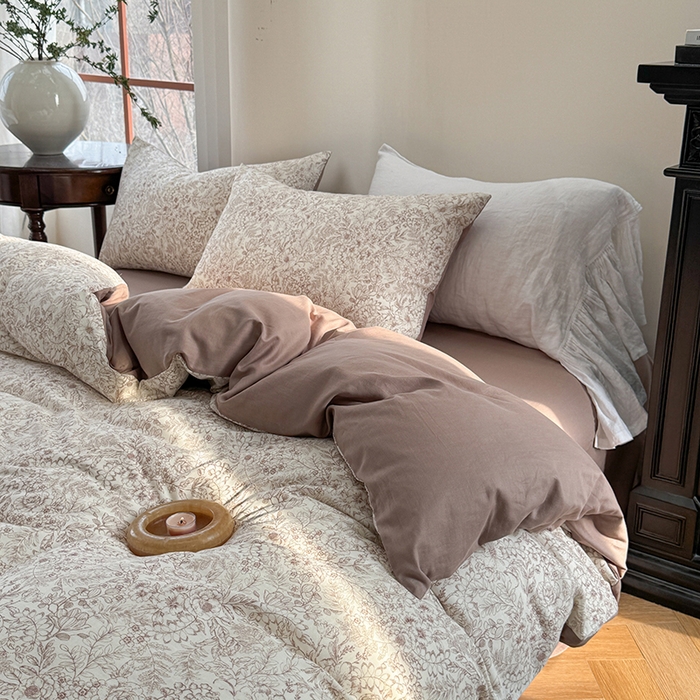 91家纺网 家纺一手货源 找家纺 2025新款全棉有氧双层纱四件套-碎花系列 月满西楼