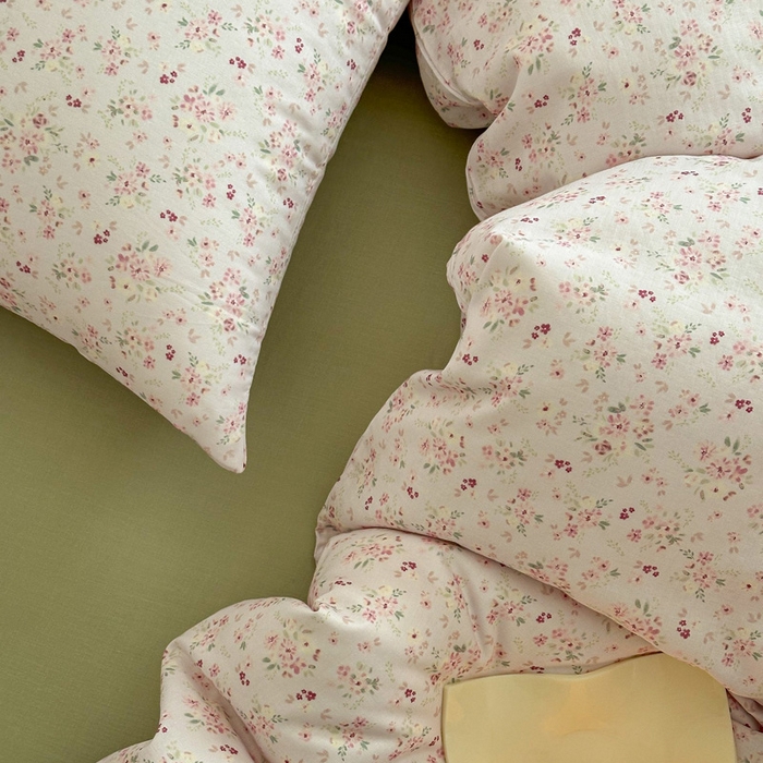 91家纺网 家纺一手货源 找家纺 塞纳 2026新款.全棉有氧双层纱四件套-场景二-拾秋-米粉