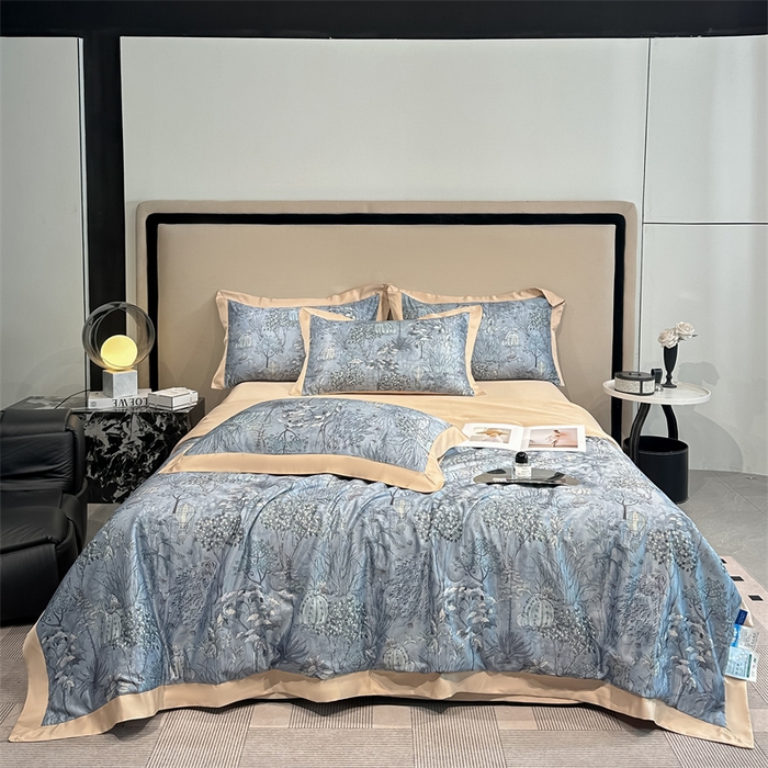 91家纺网 家纺一手货源 找家纺 笙意家纺 2025新款水洗冰丝数码印花拼角宽边夏被 菲尔德-卡其