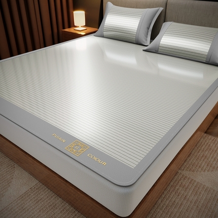 91家纺网 家纺一手货源 找家纺 （总）卡初家居（原微来） 2025新款凉感冰丝藤席凉席席子-英文条纹席