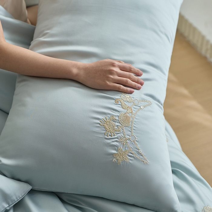 91家纺网 家纺一手货源 找家纺 千朵森 2025新款60s奥地利进口兰精天丝四件套-星慕 星慕-电光蓝