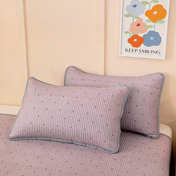 91家纺网 家纺一手货源 找家纺 情煊家纺 2025新款双面全棉夹棉枕套 紫圆点