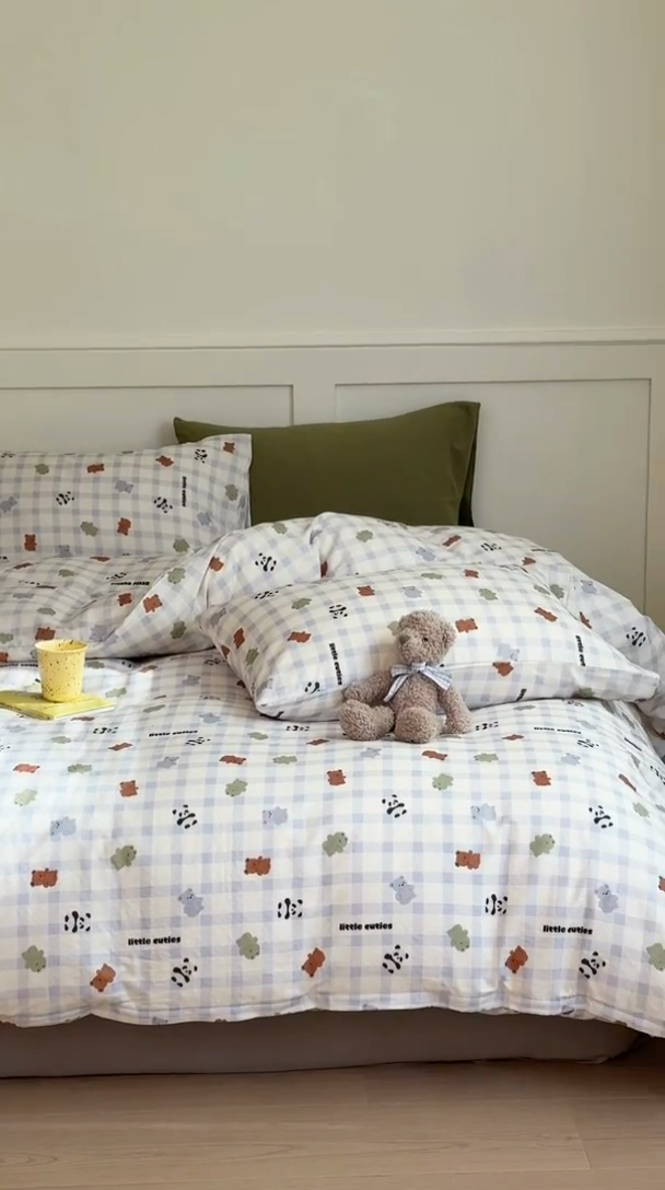 91家纺网 家纺一手货源 找家纺 2025新品全棉A类双层纱卡通风系列四件套 蛙蛙熊