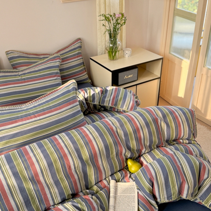 91家纺网 家纺一手货源 找家纺 金丝鸟家纺 2025新款全棉双层纱贝壳边四件套格子系列 塔思琦