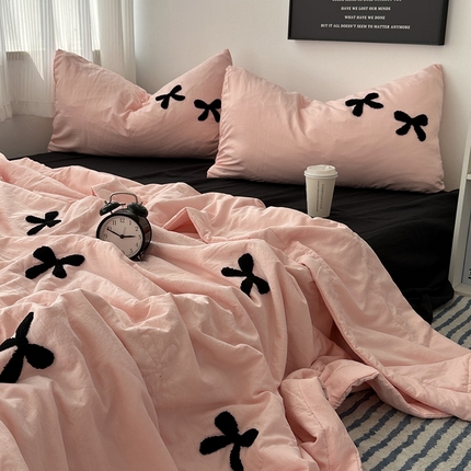 91家纺网 家纺一手货源 找家纺 （总）优色良品家纺 2025新款水洗棉毛巾绣蝴蝶结夏被四件套
