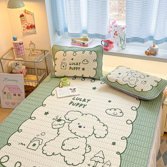 91家纺网 家纺一手货源 找家纺 川悦生活 2025新款大阪凉感丝凉席 小屋奶狗