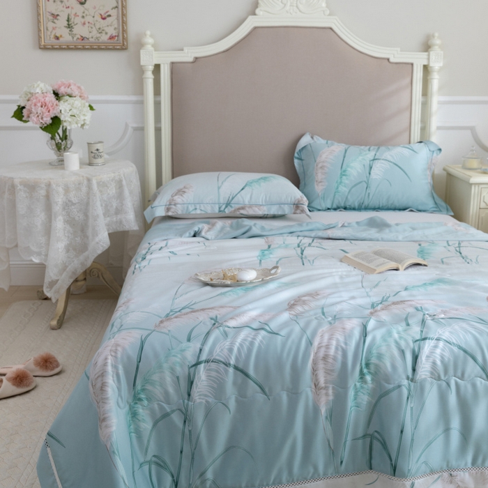 91家纺网 家纺一手货源 找家纺 棉生活家纺 2025新款春夏莫代尔天丝夏被 甘棠灰绿