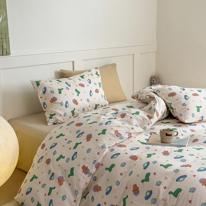 91家纺网 家纺一手货源 找家纺 2025新品全棉A类双层纱卡通风系列四件套 漫游太空