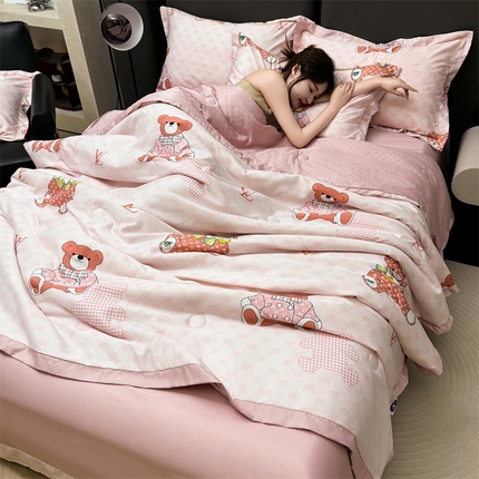 91家纺网 家纺一手货源 找家纺 （总）满羽家纺 2025热款冰丝绸冰豆豆被夏被四件套凉感空调被(踩棉工艺)（吊边床单）-印花