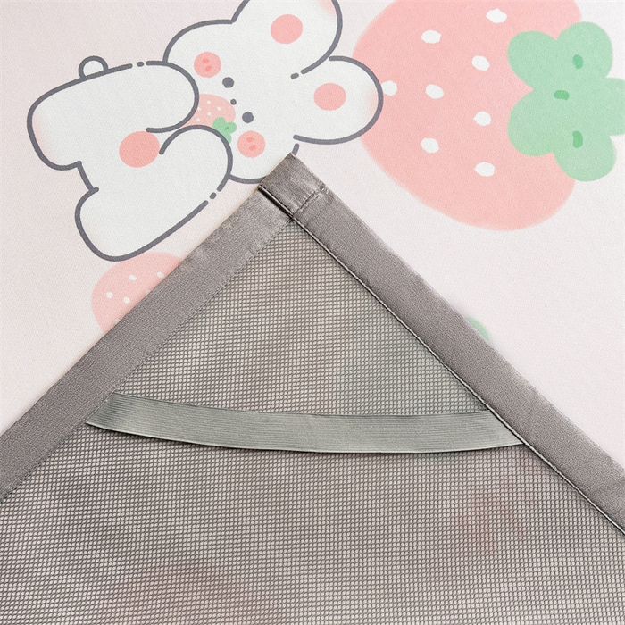 91家纺网 家纺一手货源 找家纺 2025新款A类碳光冰丝印花凉席学生床席空调被夏被四件套配送买家秀 草莓兔