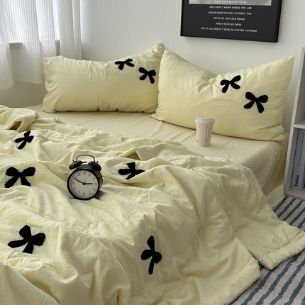 91家纺网 家纺一手货源 找家纺 （总）优色良品家纺 2025新款水洗棉毛巾绣蝴蝶结夏被四件套