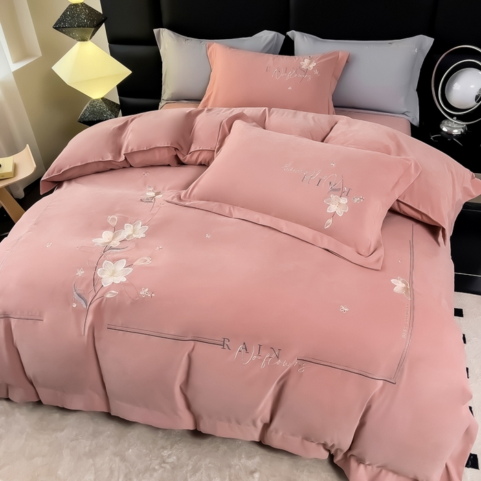 91家纺网 家纺一手货源 找家纺 曲之慕 2025新品四季款高端刺绣四件套简约可水洗轻奢纯色刺绣四件套 流光仙女粉