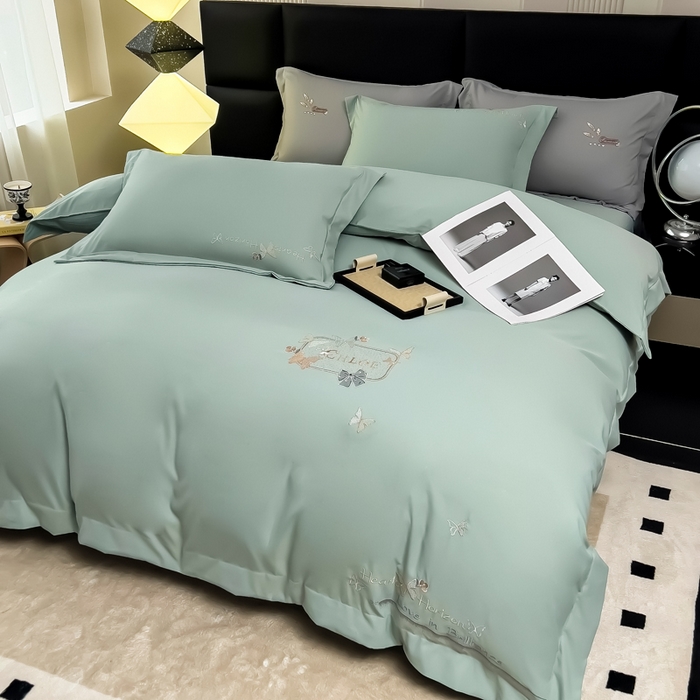 91家纺网 家纺一手货源 找家纺 曲之慕 2025新品四季款高端刺绣四件套简约可水洗轻奢纯色刺绣四件套 梦飞令浅绿