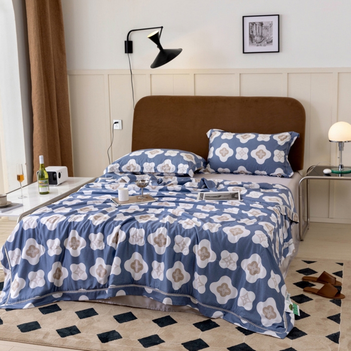 91家纺网 家纺一手货源 找家纺 棉生活家纺 2025新款春夏莫代尔天丝夏被 莫尔蓝