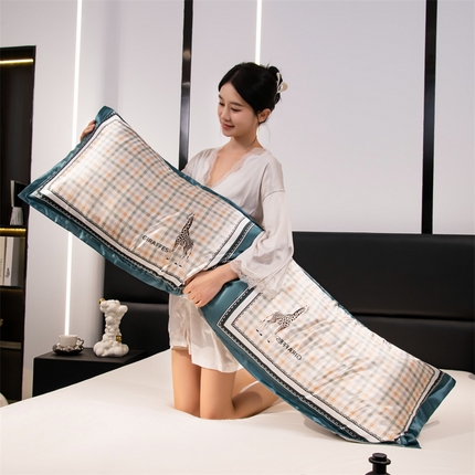 91家纺网 家纺一手货源 找家纺 （总）梦舒羽 2025新款可水洗冰丝双人枕套凉爽情侣枕头套枕芯套