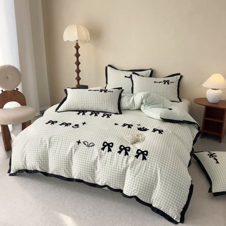 91家纺网 家纺一手货源 找家纺 米可2025新款水洗棉绣花花边款四件套 蝴蝶结-绿