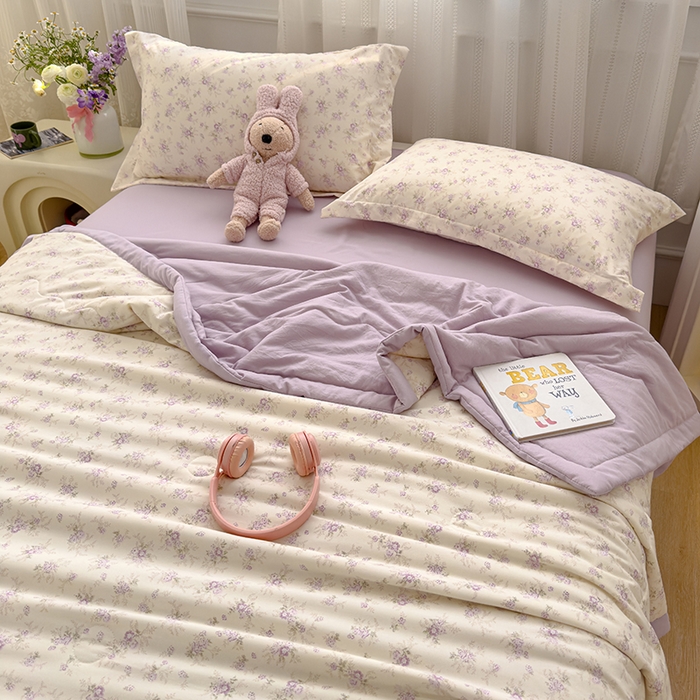 91家纺网 家纺一手货源 找家纺 芯恋家居 2025新款针织棉双层纱夏被夏被四件套 花漫里