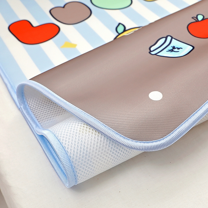 91家纺网 家纺一手货源 找家纺 八零年代 2025新品云柔牛奶丝儿童凉席套件条纹卡皮